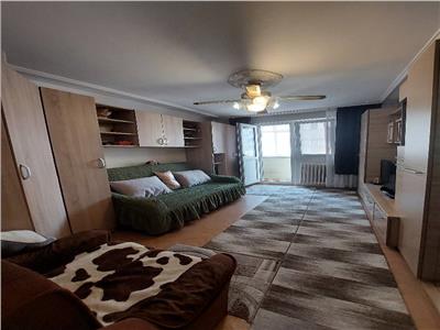 Apartament 2 camere luminos.